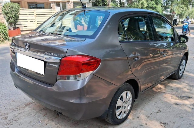 Second-hand 2014 Honda Amaze S i-Vtech for sale in Lucknow-8