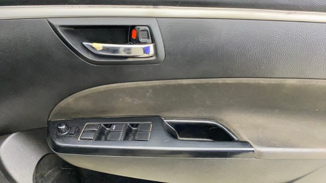 Second-hand 2016 Maruti Swift VXI for sale in Navi Mumbai-17