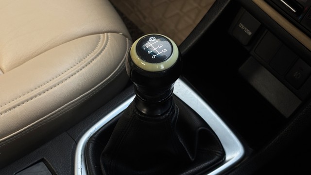 Second-hand 2017 Toyota Corolla Altis 1.4 DG for sale in Gurgaon-10