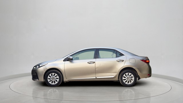 Second-hand 2017 Toyota Corolla Altis 1.4 DG for sale in Gurgaon-7
