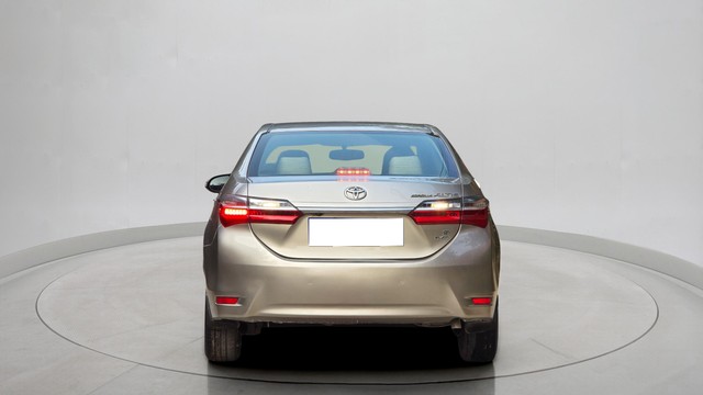 Second-hand 2017 Toyota Corolla Altis 1.4 DG for sale in Gurgaon-4