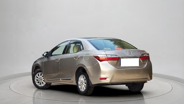 Second-hand 2017 Toyota Corolla Altis 1.4 DG for sale in Gurgaon-5