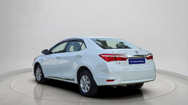 Second-hand 2015 Toyota Corolla Altis 1.8 J for sale in Gurgaon-4
