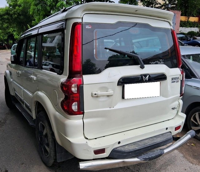 Second-hand 2022 Mahindra Scorpio S 11 BSVI for sale in Lucknow-5