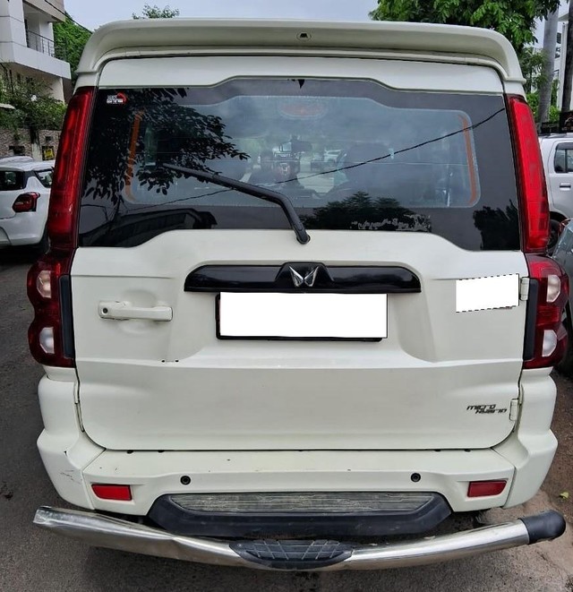 Second-hand 2022 Mahindra Scorpio S 11 BSVI for sale in Lucknow-1