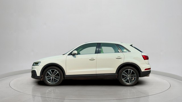 Second-hand 2018 Audi Q3 30 TFSI Premium FWD for sale in Faridabad-2