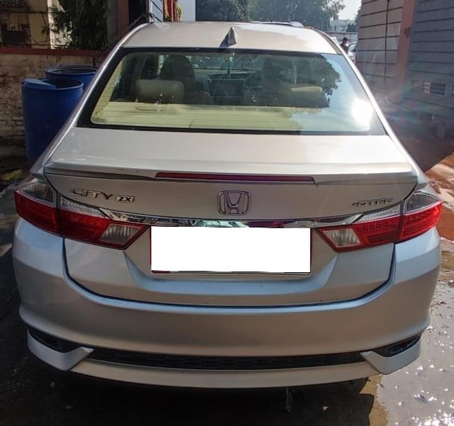 Second-hand 2017 Honda City i DTec E for sale in Lucknow-3