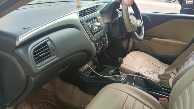Second-hand 2015 Honda City 1.5 E MT for sale in Lucknow-7