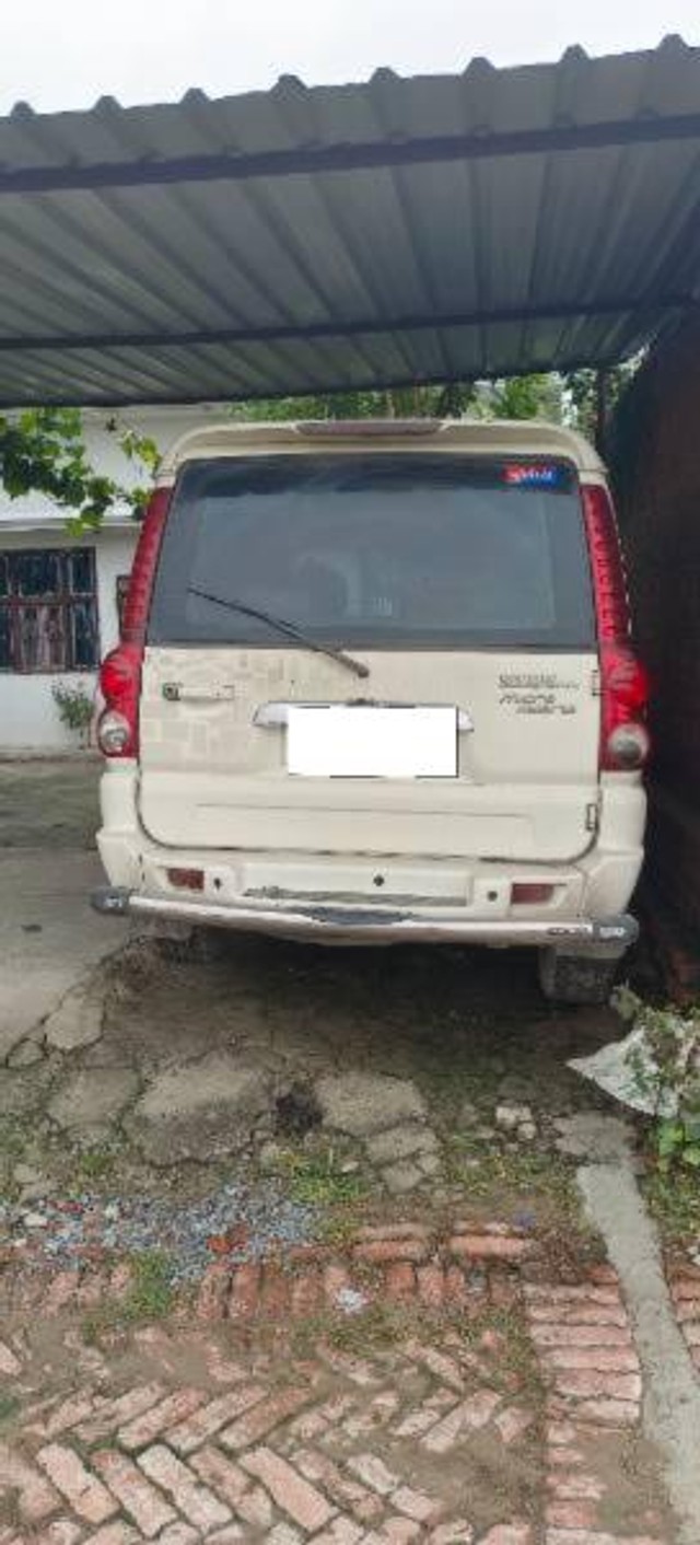 Second-hand 2014 Mahindra Scorpio VLX 2WD 7S BSIV for sale in Mau-0