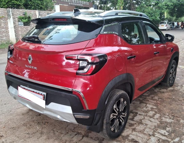Second-hand 2022 Renault Kiger RXZ for sale in Lucknow-7