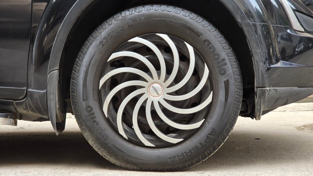 Second-hand 2018 Mahindra XUV500 W7 AT BSIV for sale in Faridabad-19