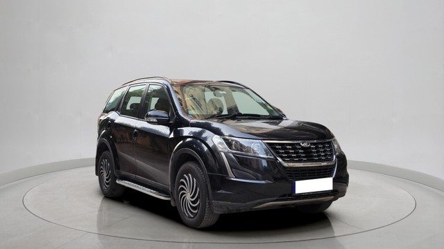 Second-hand 2018 Mahindra XUV500 W7 AT BSIV for sale in Faridabad-2