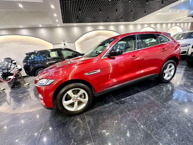 Second-hand 2019 Jaguar F-Pace Prestige 2.0 Petrol for sale in New Delhi-20