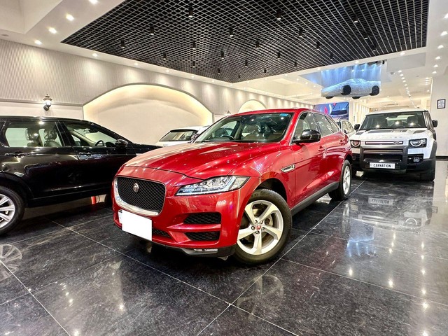 Second-hand 2019 Jaguar F-Pace Prestige 2.0 Petrol for sale in New Delhi-18