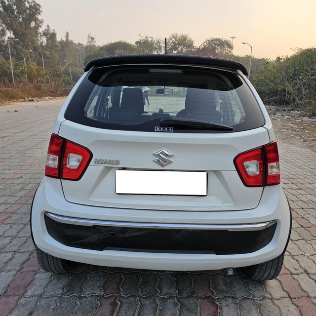 Second-hand 2017 Maruti Suzuki Ignis 1.3 Alpha for sale in New Delhi-2