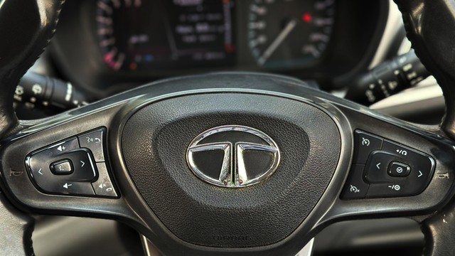 Second-hand 2020 Tata Altroz XZ BSVI for sale in Faridabad-7