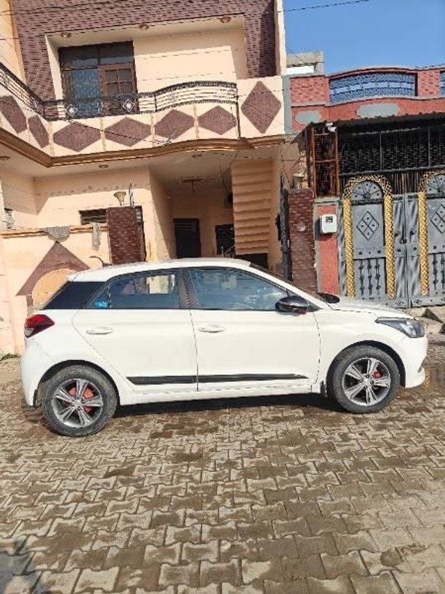 Second-hand 2017 Hyundai i20 1.4 Asta for sale in Sangrur-1