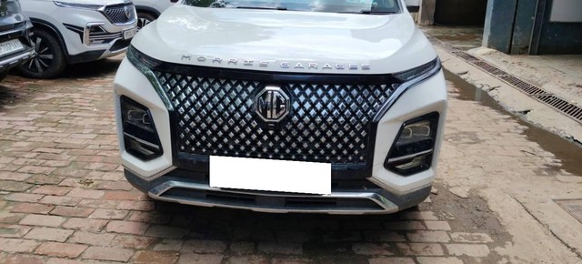 MG Hector Plus Sharp Pro 7 Str 2023-2025 Second-hand 2024 MG Hector Plus Sharp Pro 7 Str 2023-2025 for sale in Allahabad-11