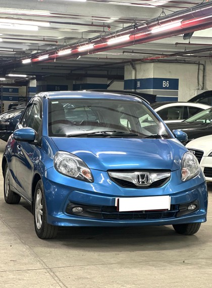 Honda Brio VX AT Second-hand 2015 Honda Brio VX AT for sale in Mumbai