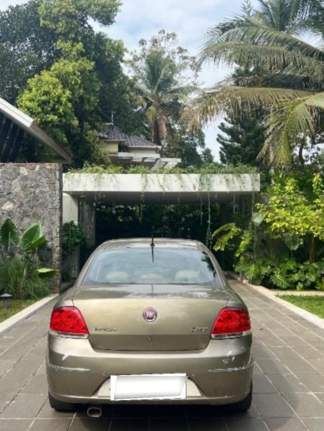 Second-hand 2011 Fiat Linea T Jet for sale in Kozhikode-4