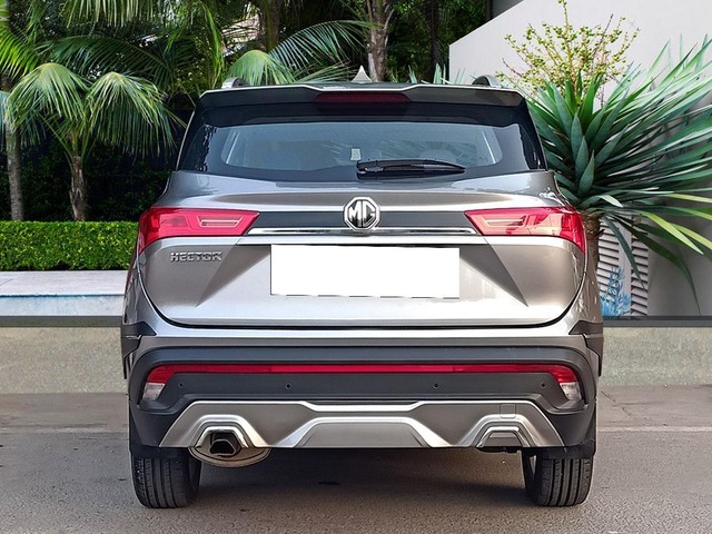 Second-hand 2022 MG Hector Shine MT for sale in New Delhi-1