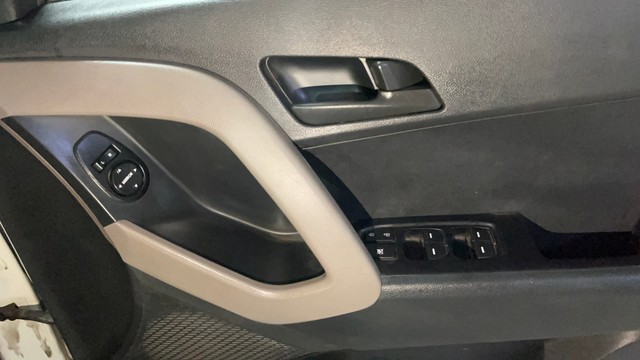 Hyundai Creta 1.6 E Plus Second-hand 2016 Hyundai Creta 1.6 E Plus for sale in Noida-17