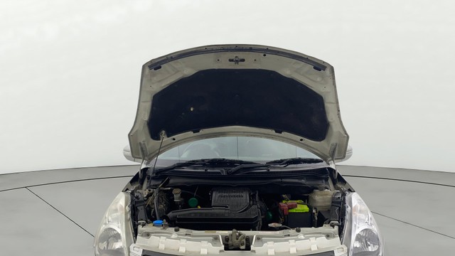 Second-hand 2017 Maruti Swift ZXI for sale in Chennai-9