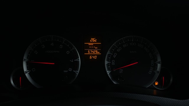 Second-hand 2017 Maruti Swift ZXI for sale in Chennai-11