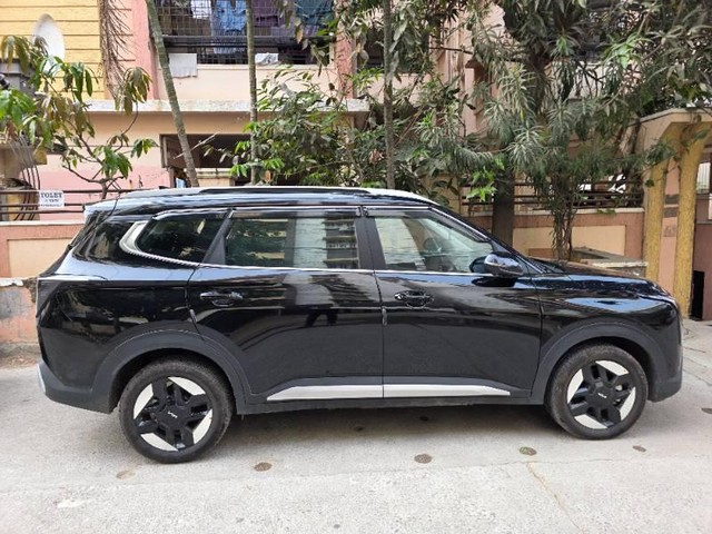 Second-hand 2025 Kia Carens Clavis EV HTX ER for sale in Machilipatnam-1