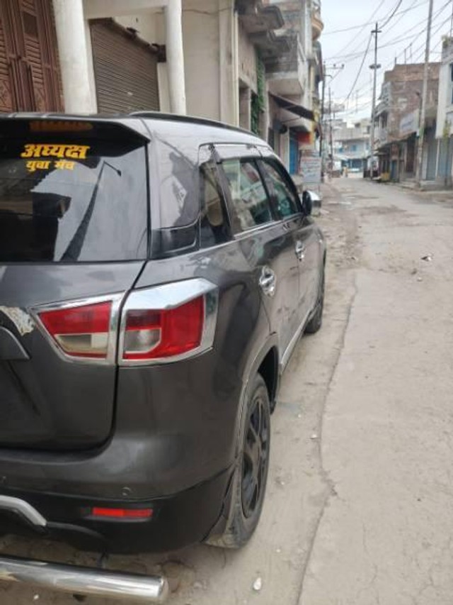 Second-hand 2016 Maruti Vitara Brezza VDi for sale in Kushinagar-4