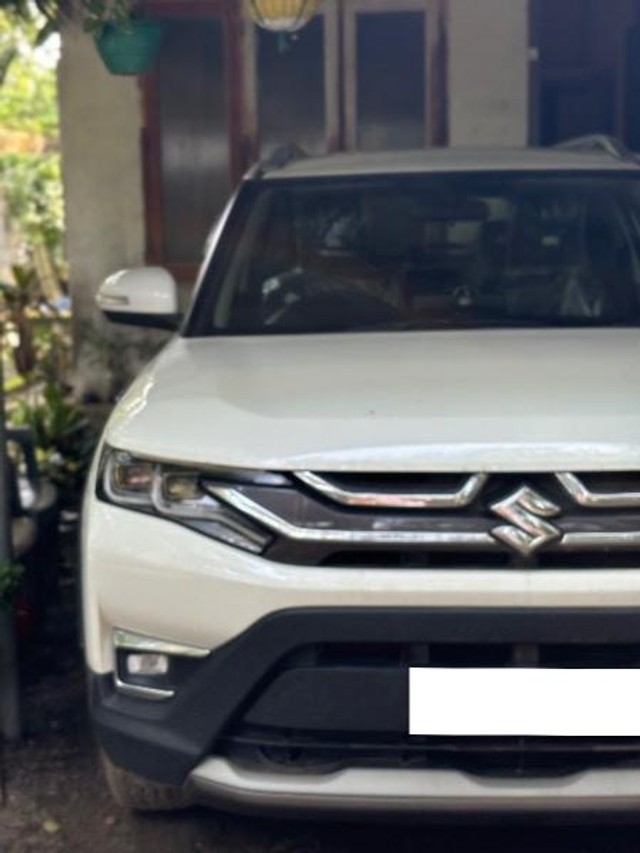 Second-hand 2024 Maruti Brezza Zxi for sale in Thiruvananthapuram-2
