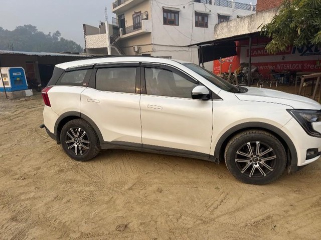Second-hand 2022 Mahindra XUV700 AX5 7 Str Diesel AT BSVI for sale in Faizabad-1