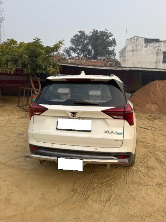 Second-hand 2022 Mahindra XUV700 AX5 7 Str Diesel AT BSVI for sale in Faizabad-2