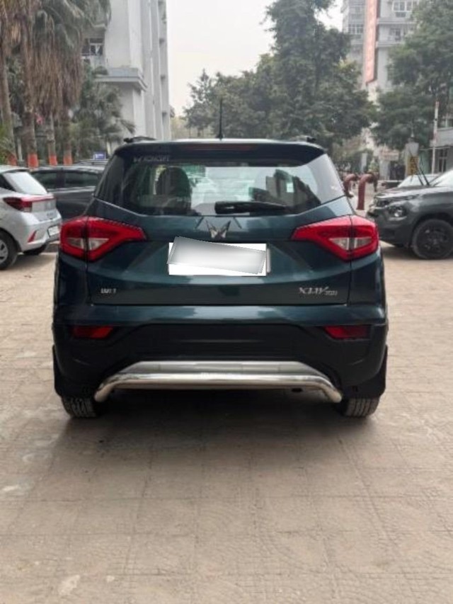 Second-hand 2023 Mahindra XUV300 W8 Opt Turbo for sale in Ghaziabad-6