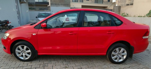 Second-hand 2011 Volkswagen Vento IPL II Petrol Highline AT for sale in Chandigarh