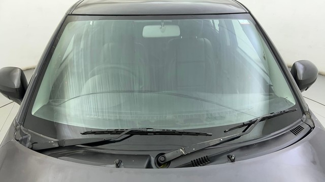 Second-hand 2015 Maruti Swift LXI Option for sale in Ahmedabad-10