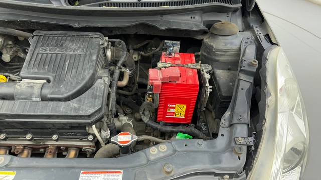 Second-hand 2015 Maruti Swift LXI Option for sale in Ahmedabad-27