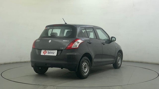 Second-hand 2015 Maruti Swift LXI Option for sale in Ahmedabad-3