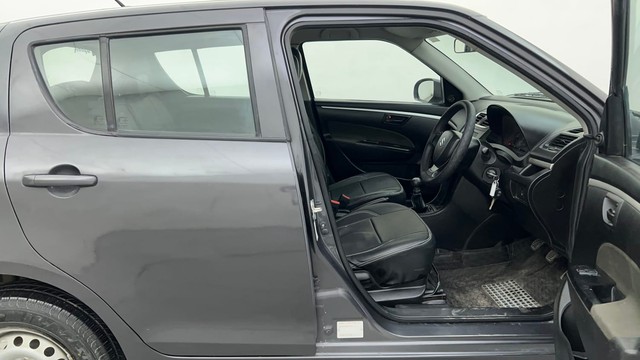 Second-hand 2015 Maruti Swift LXI Option for sale in Ahmedabad-15