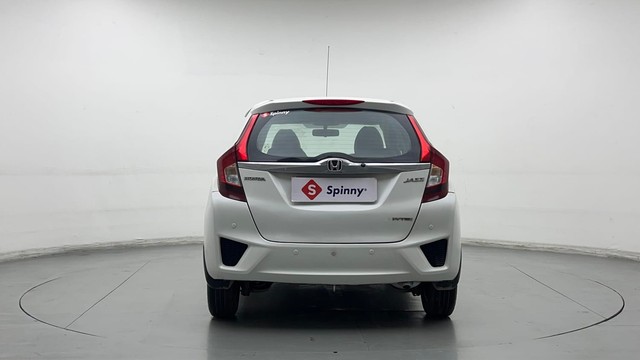 Second-hand 2016 Honda Jazz 1.2 S AT i VTEC for sale in Noida-4