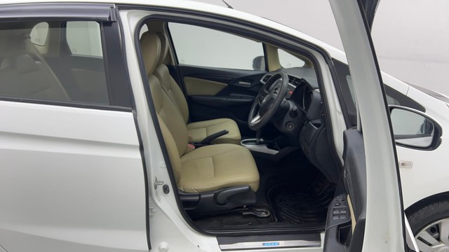 Second-hand 2016 Honda Jazz 1.2 S AT i VTEC for sale in Noida-15