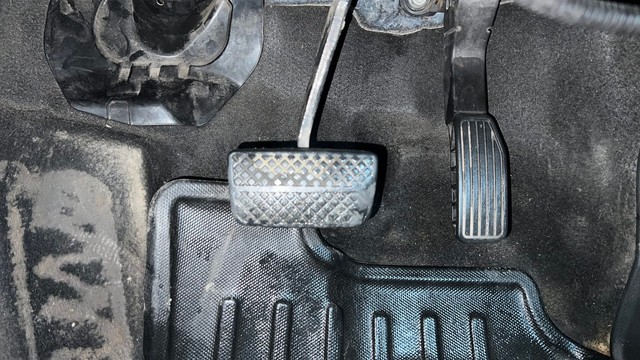 Second-hand 2016 Honda Jazz 1.2 S AT i VTEC for sale in Noida-14