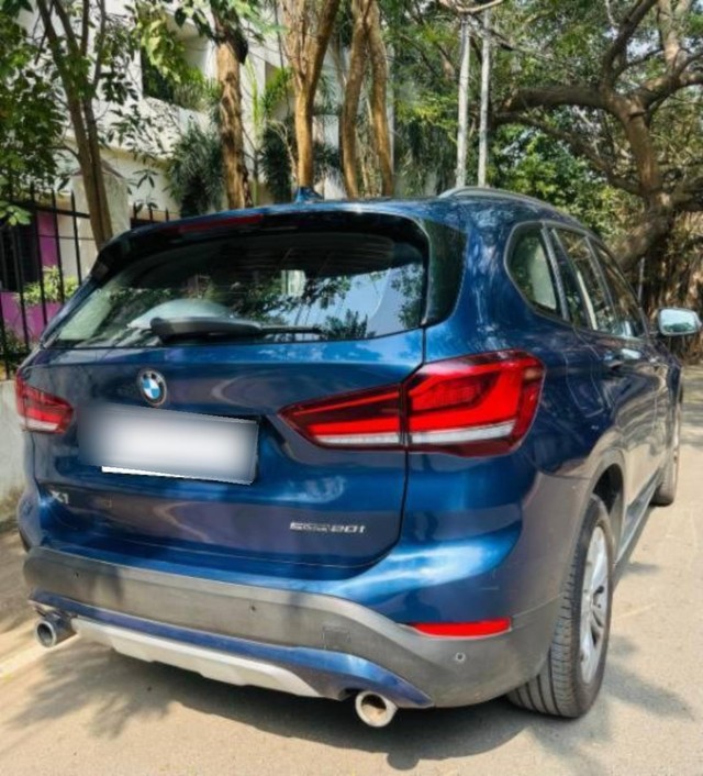 Second-hand 2022 BMW X1 sDrive20i xLine for sale in Chennai-8