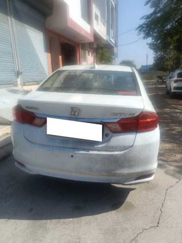 Second-hand 2014 Honda City i DTEC E for sale in Baran-2