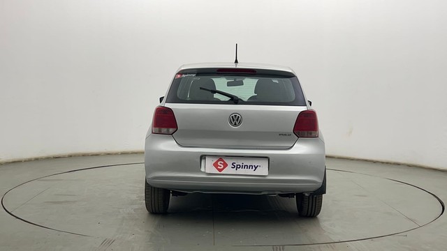 Second-hand 2013 Volkswagen Polo Petrol Highline 1.2L for sale in Kolkata-4