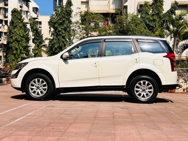 Mahindra XUV500 R W10 FWD Second-hand 2018 Mahindra XUV500 R W10 FWD for sale in Mumbai-3