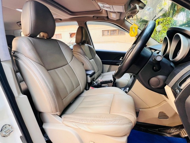 Mahindra XUV500 R W10 FWD Second-hand 2018 Mahindra XUV500 R W10 FWD for sale in Mumbai-13