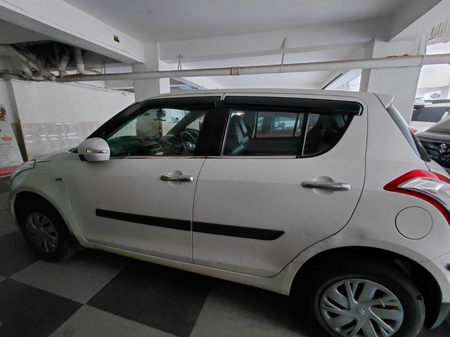 Second-hand 2018 Maruti Swift VXI for sale in Dispur-1