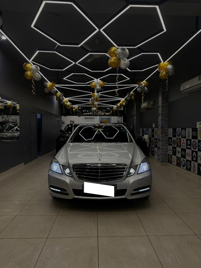 Second-hand 2012 Mercedes-Benz E-Class E 200 CGI for sale in New Delhi-8