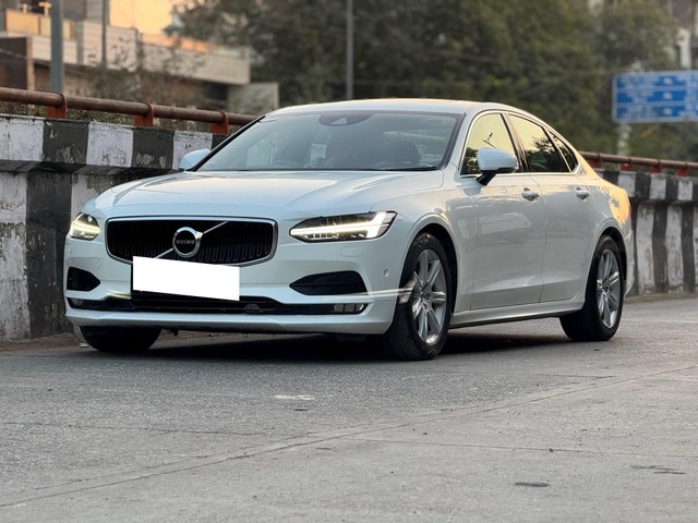 Second-hand 2019 Volvo S90 D4 Inscription BSIV for sale in New Delhi-3